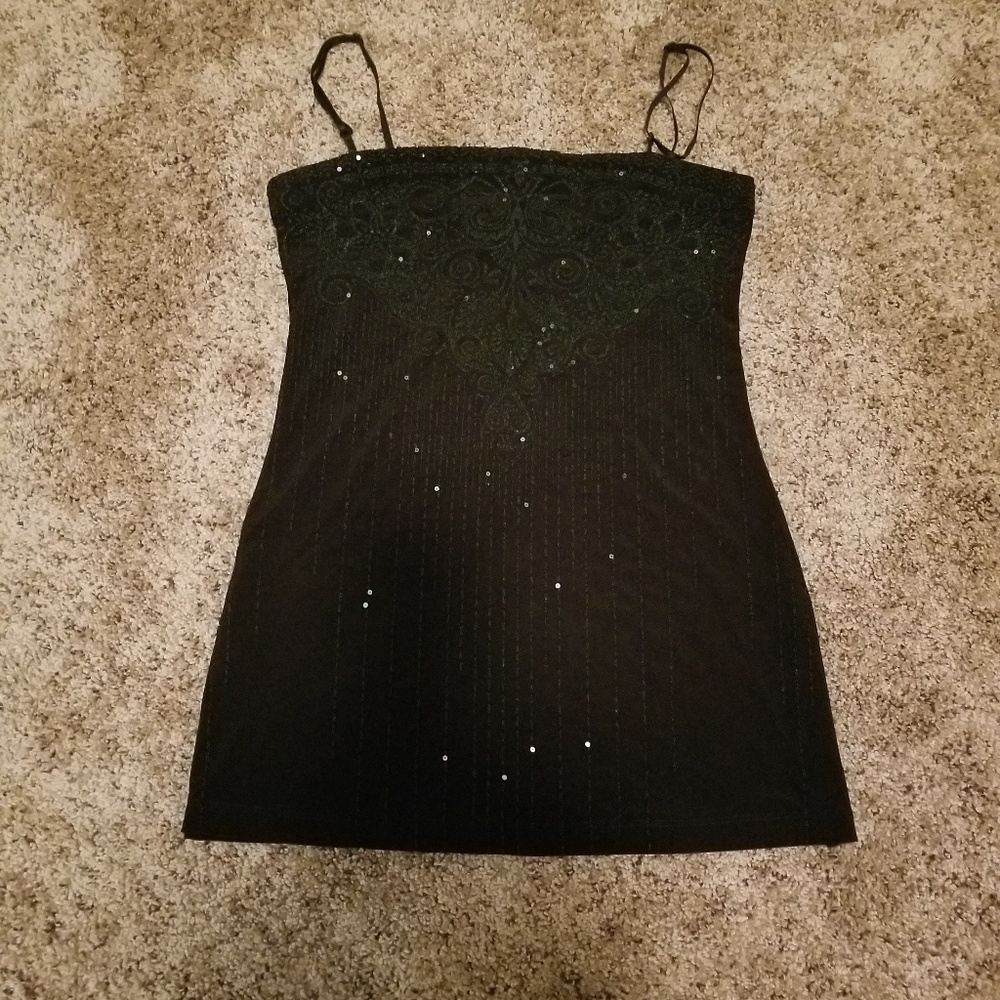 🌿Embellished tank top🌿